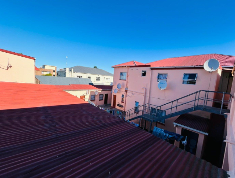 Commercial Property for Sale in Southernwood Eastern Cape